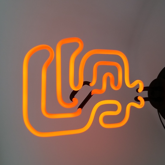 San Francisco Gaint Baseball Neon Table Lamp - Picture 3 of 9